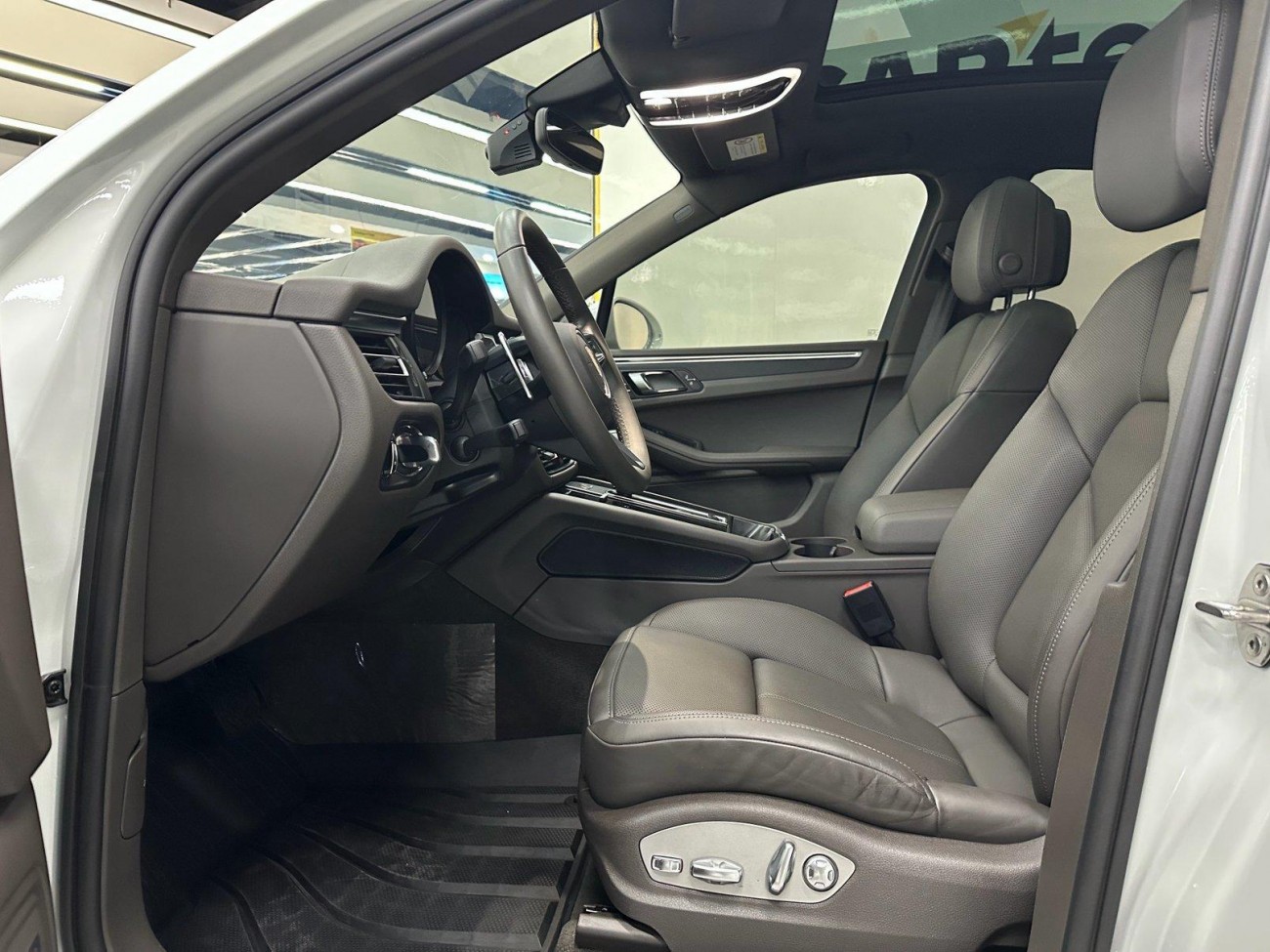 Porsche Macan 2022