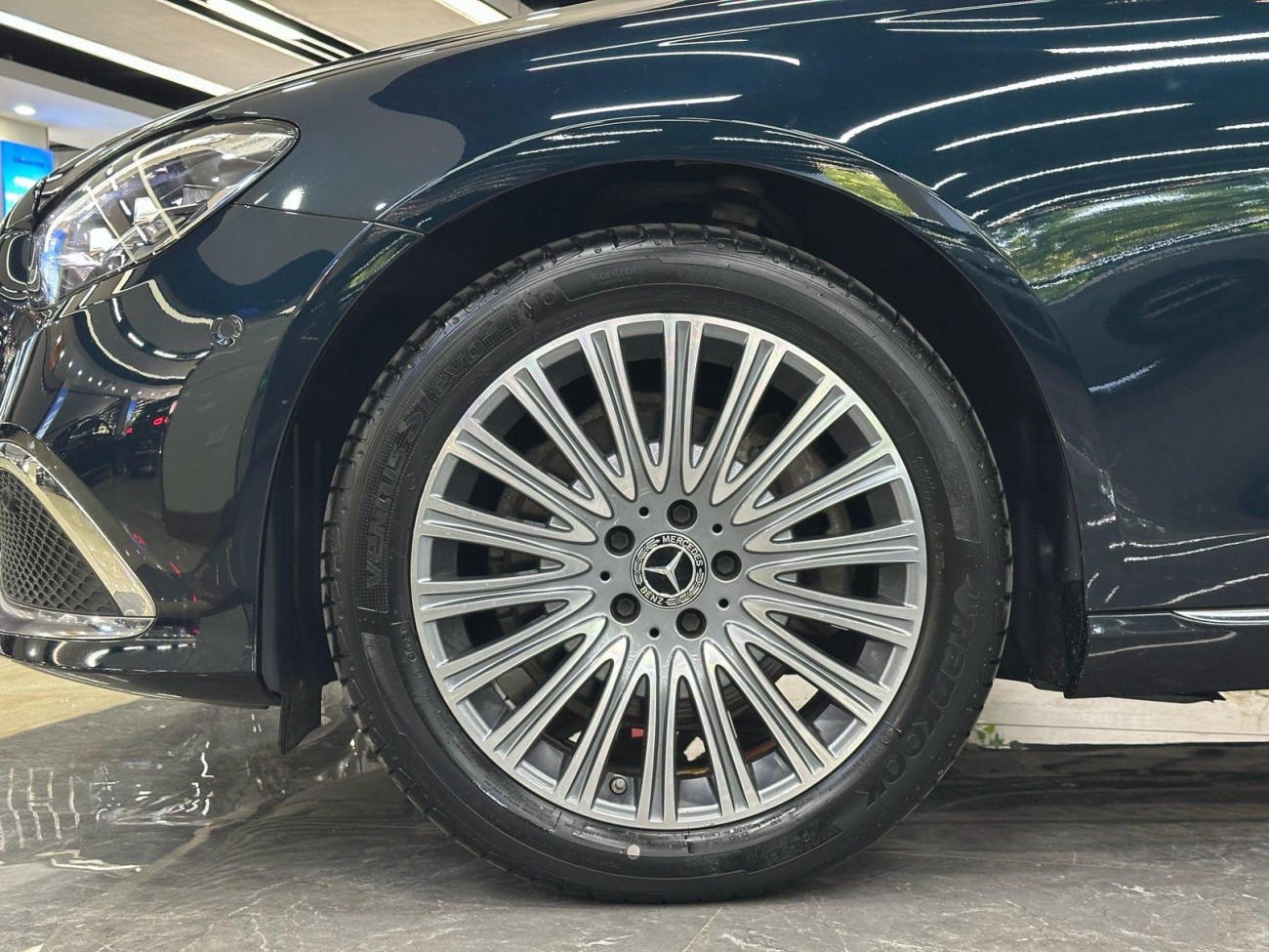 Mercedes-Benz E 300 L 2023