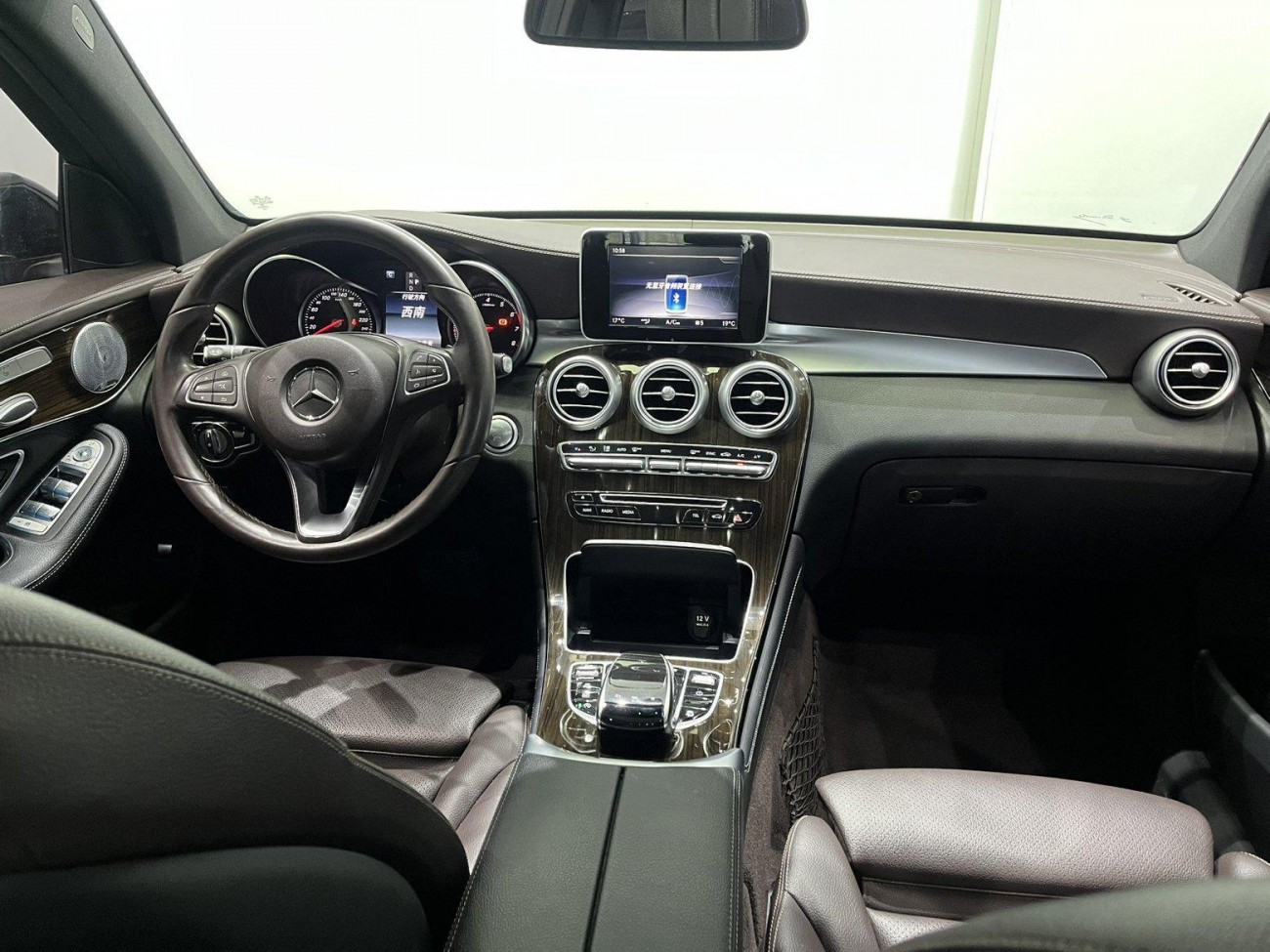 Mercedes-Benz GLC 260 L 2019