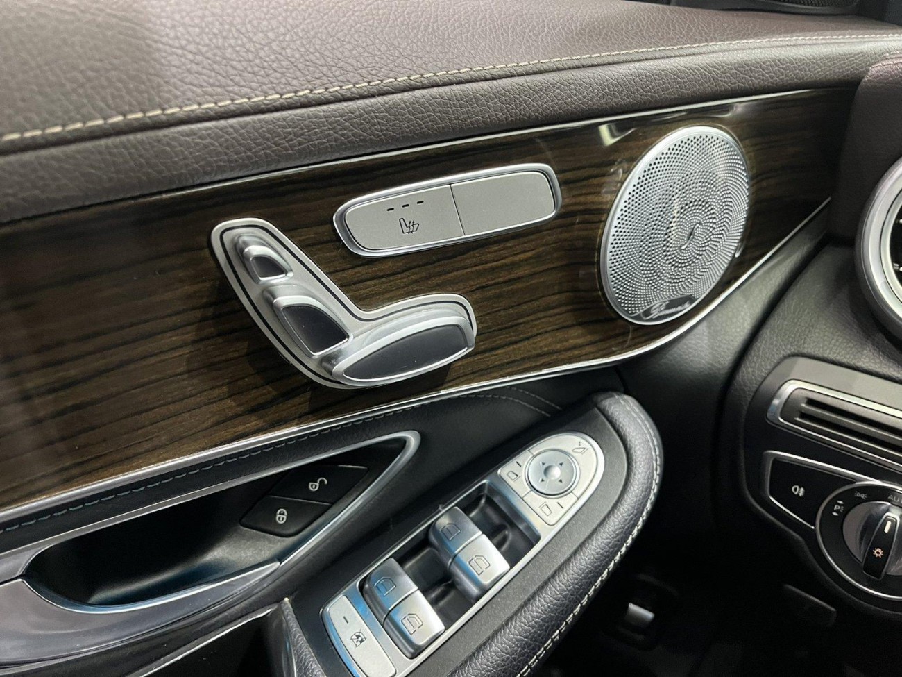 Mercedes-Benz GLC 260 L 2019