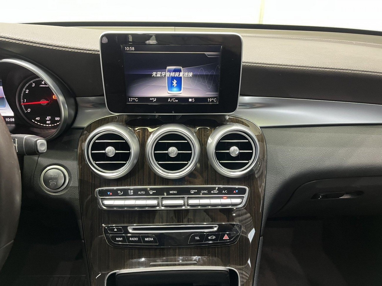 Mercedes-Benz GLC 260 L 2019