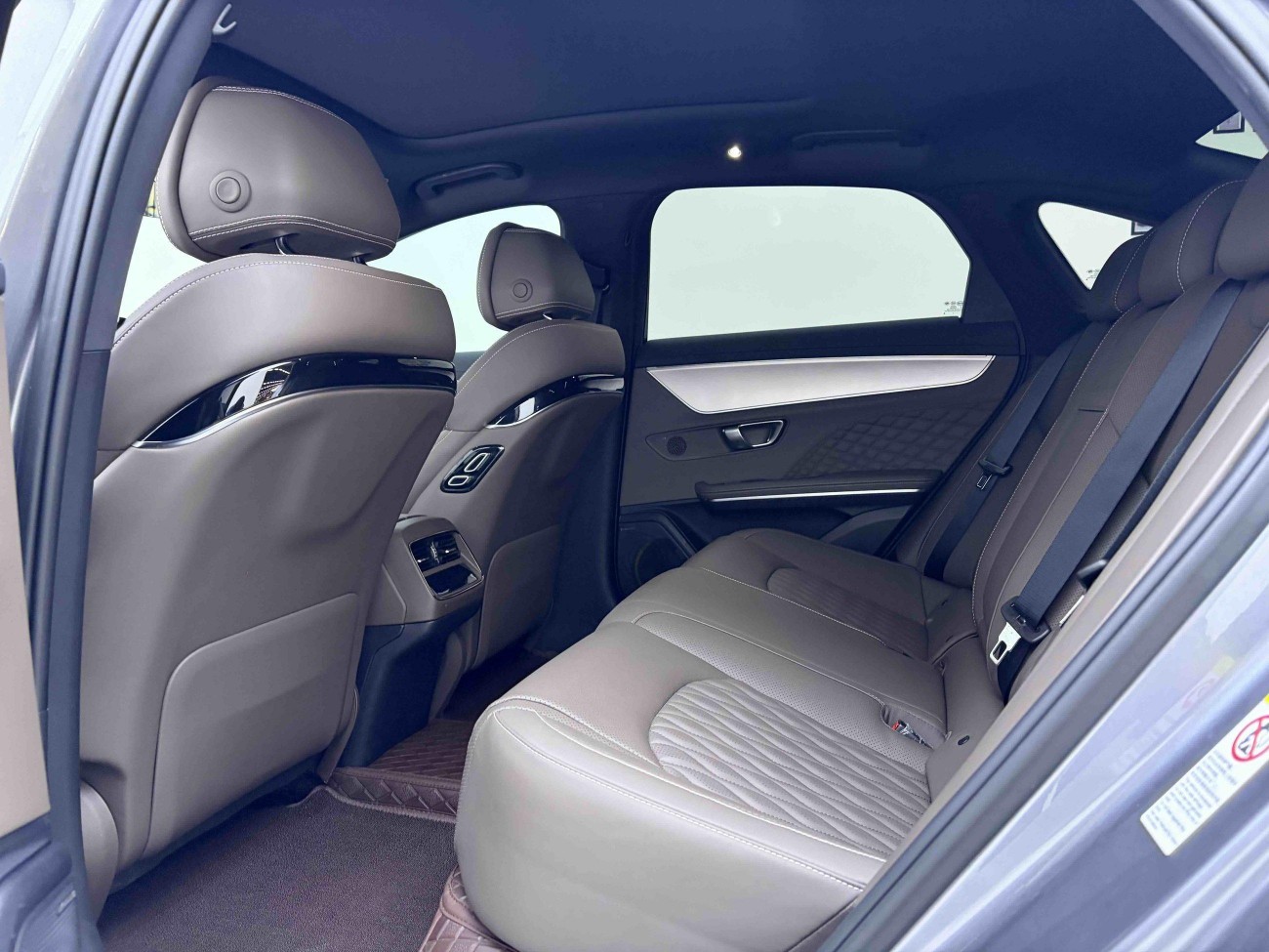 BYD Han 2024