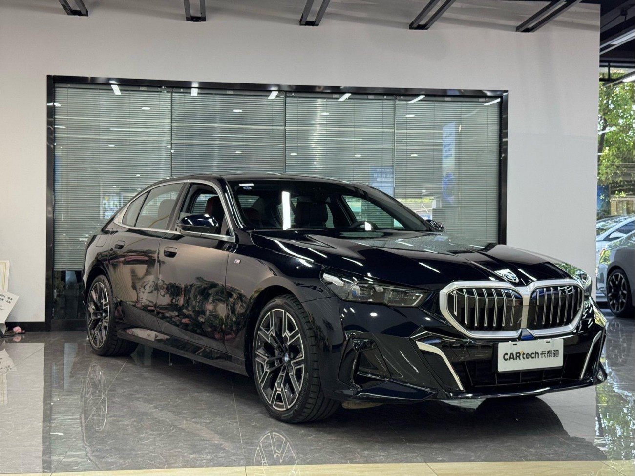 BMW 530Li 2025