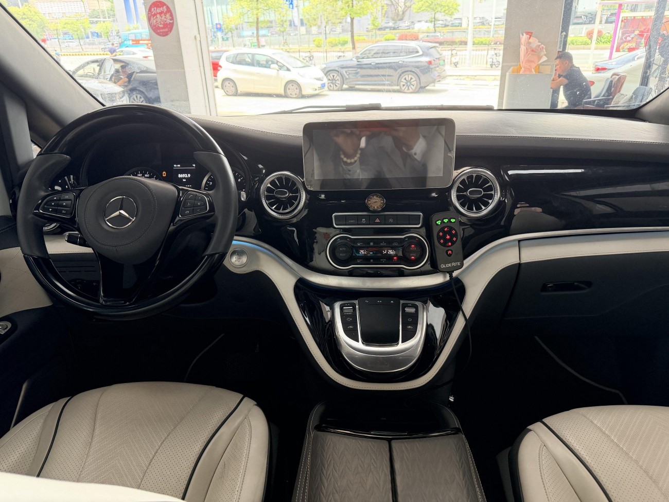 автомобиль 2023 2023