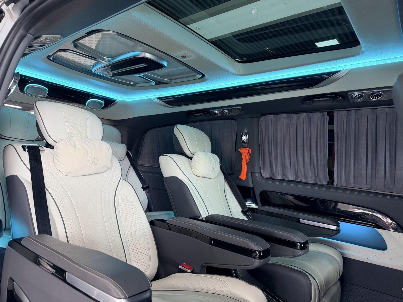 автомобиль 2023 2023
