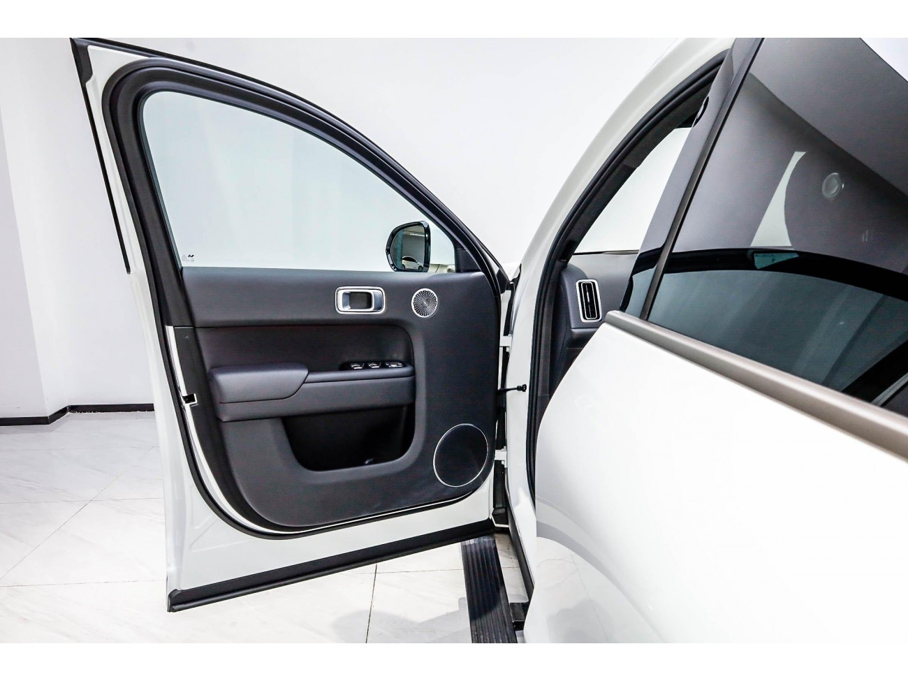 Li Auto L9 2025