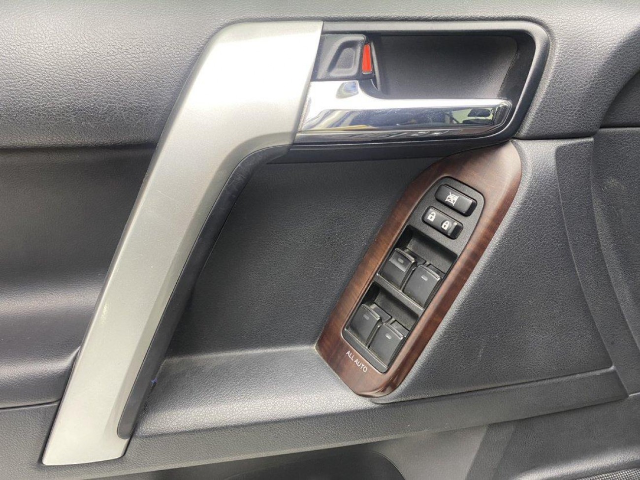 Toyota Prado 2016