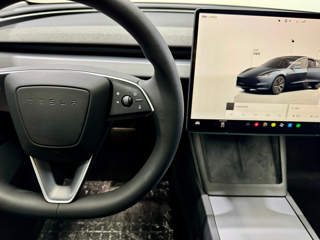 Tesla Model 3 2024