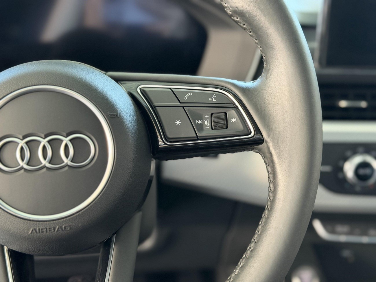 Audi A4L 40 TFSI 2021