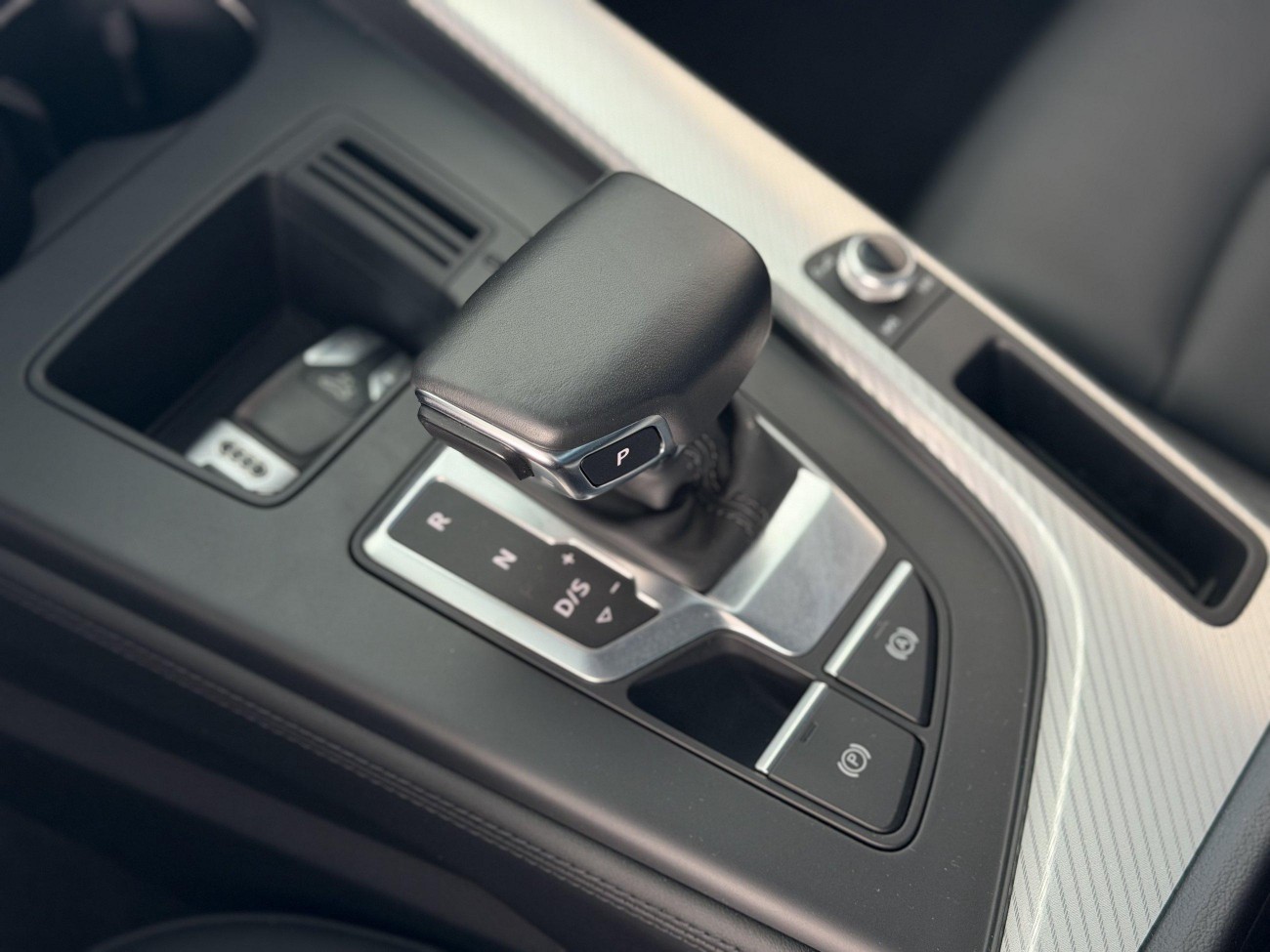 Audi A4L 40 TFSI 2021