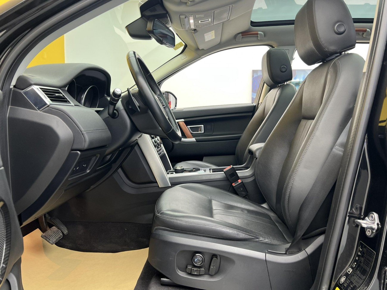 Land Rover Discovery 2018