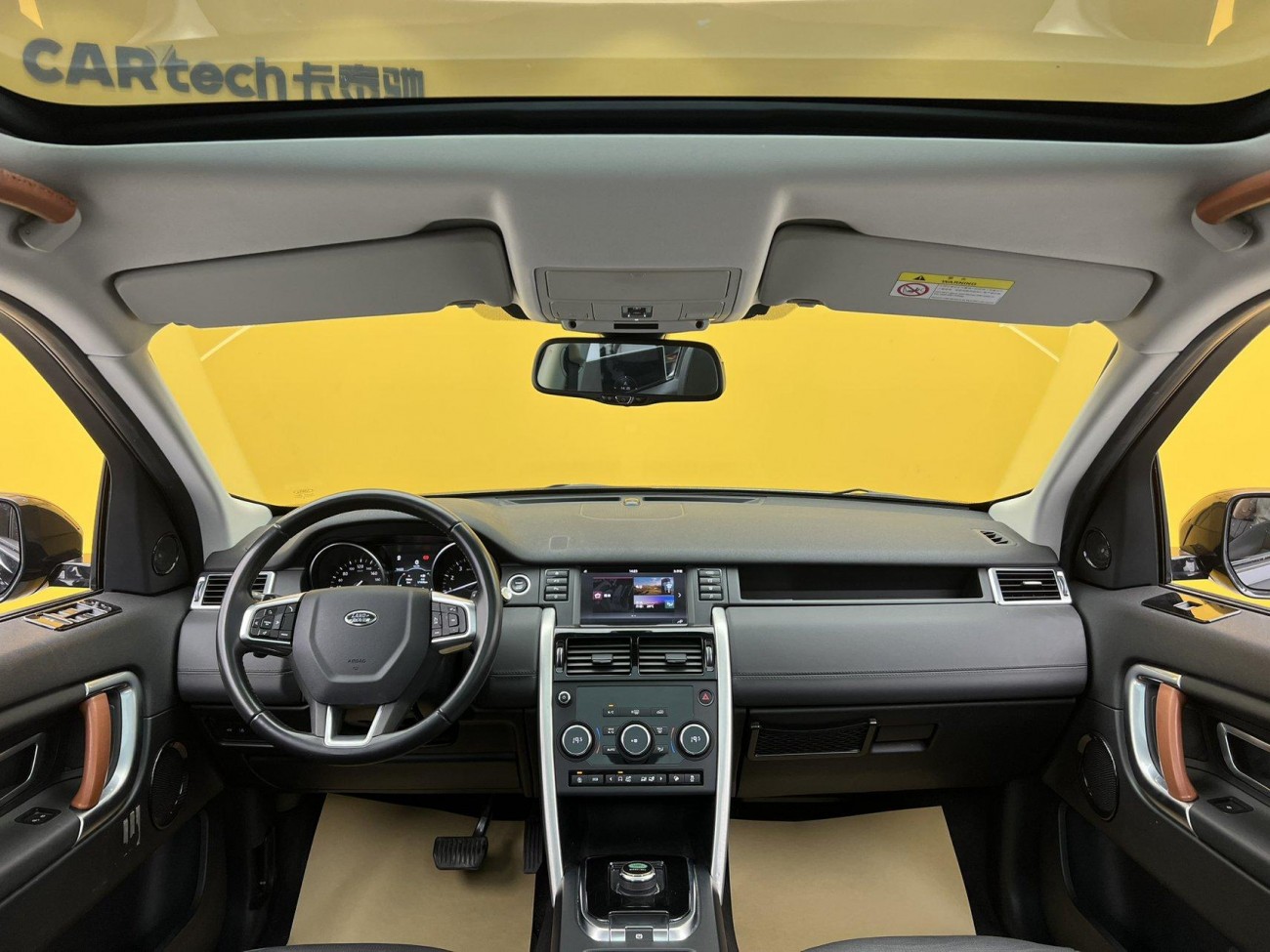 Land Rover Discovery 2018