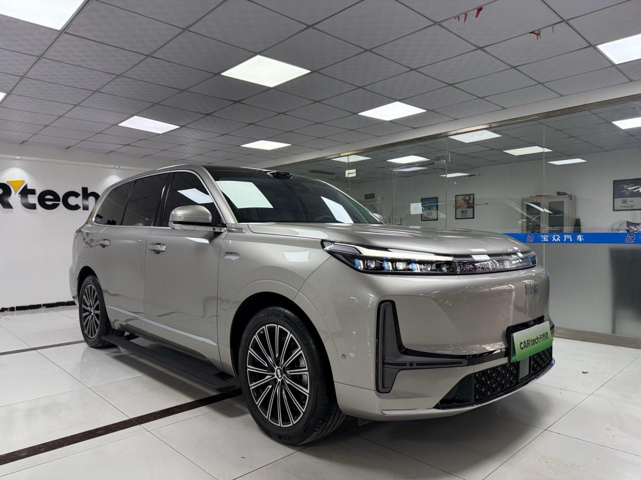 Geely Galaxy M9 2025