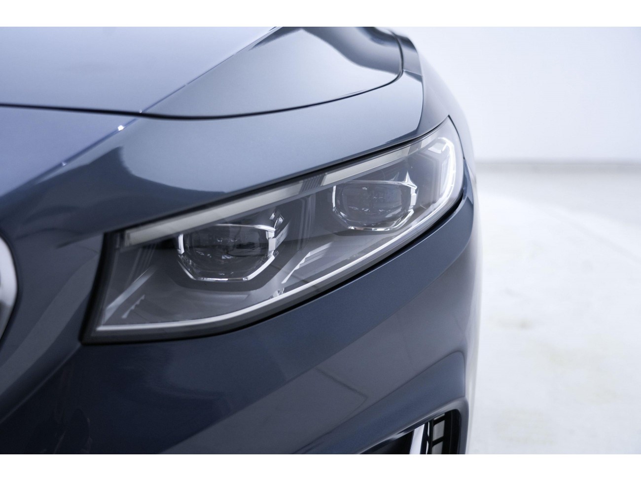 Geely 2023 2022