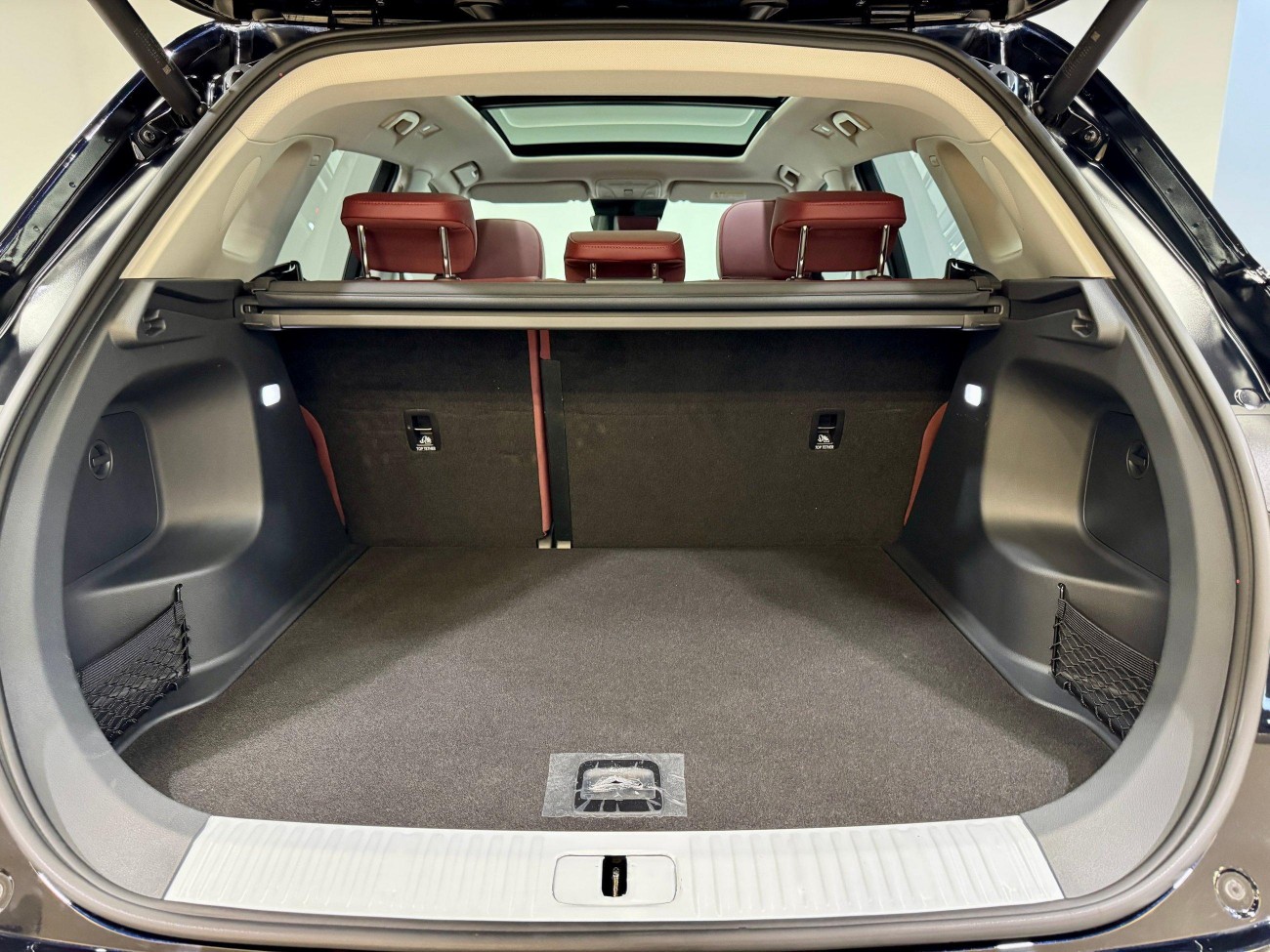 Hongqi HS5 2024