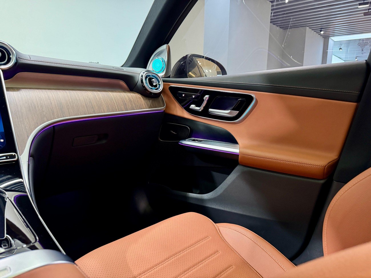 Mercedes-Benz GLC 300 L 2025