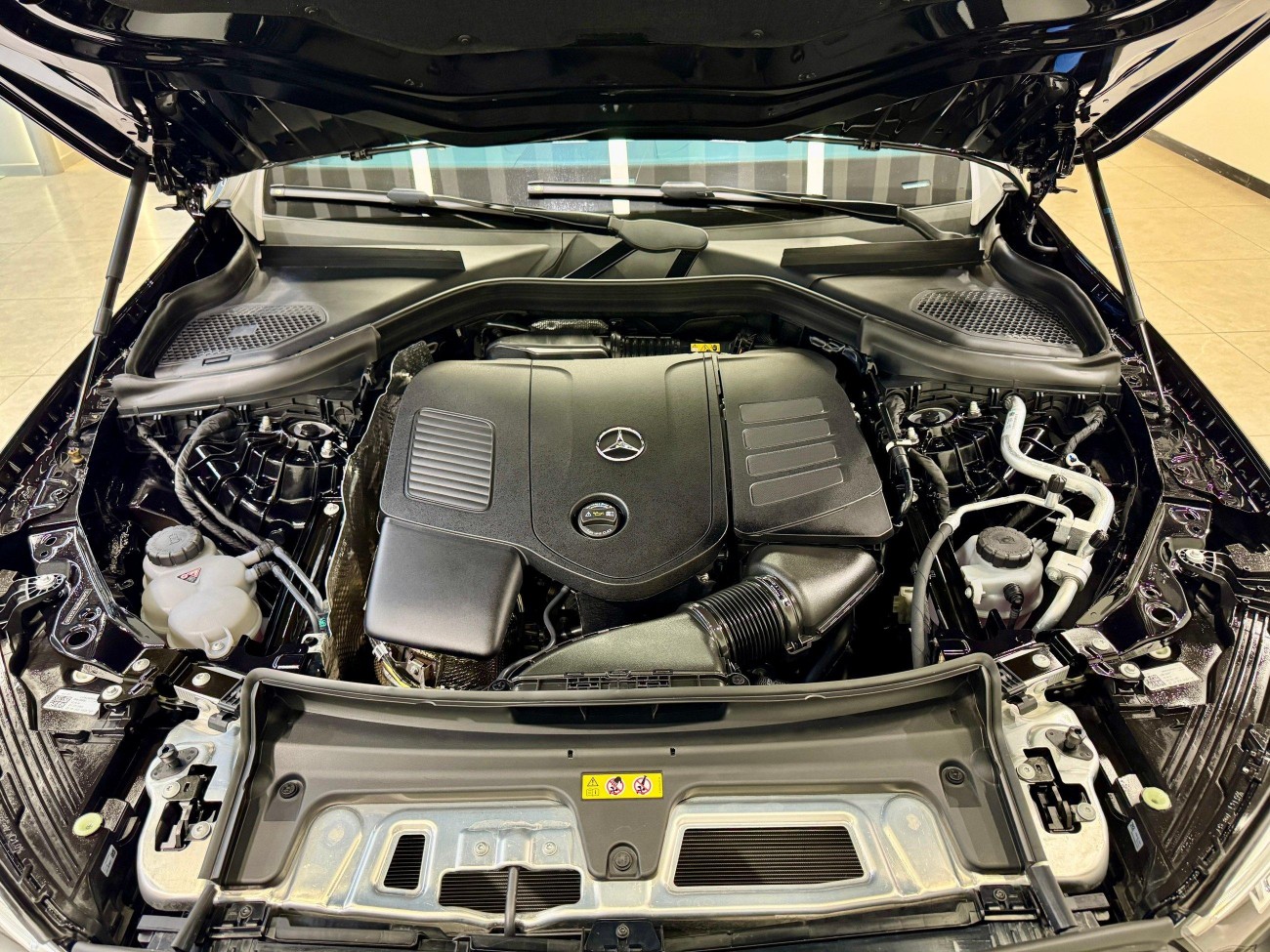 Mercedes-Benz GLC 300 L 2025