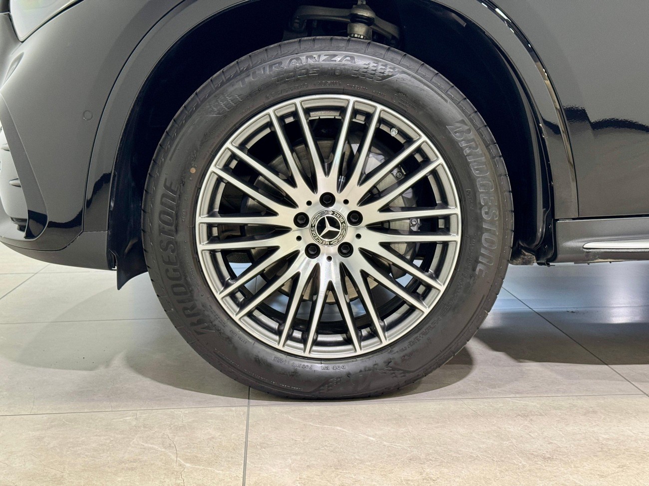 Mercedes-Benz GLC 300 L 2025