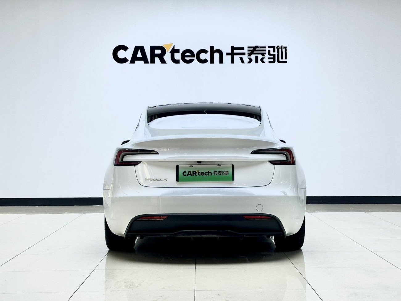 Tesla Model 3 2024