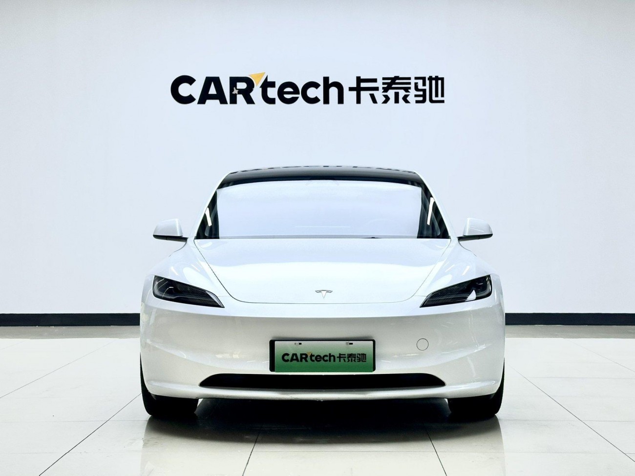 Tesla Model 3 2024