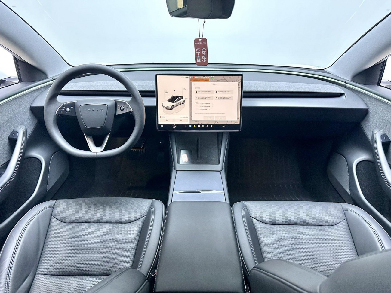 Tesla Model 3 2024