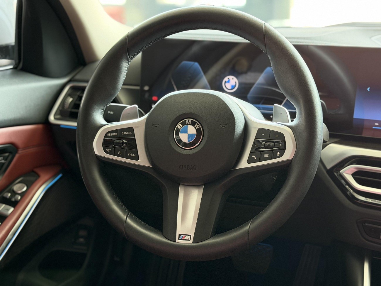 BMW 325Li 2023
