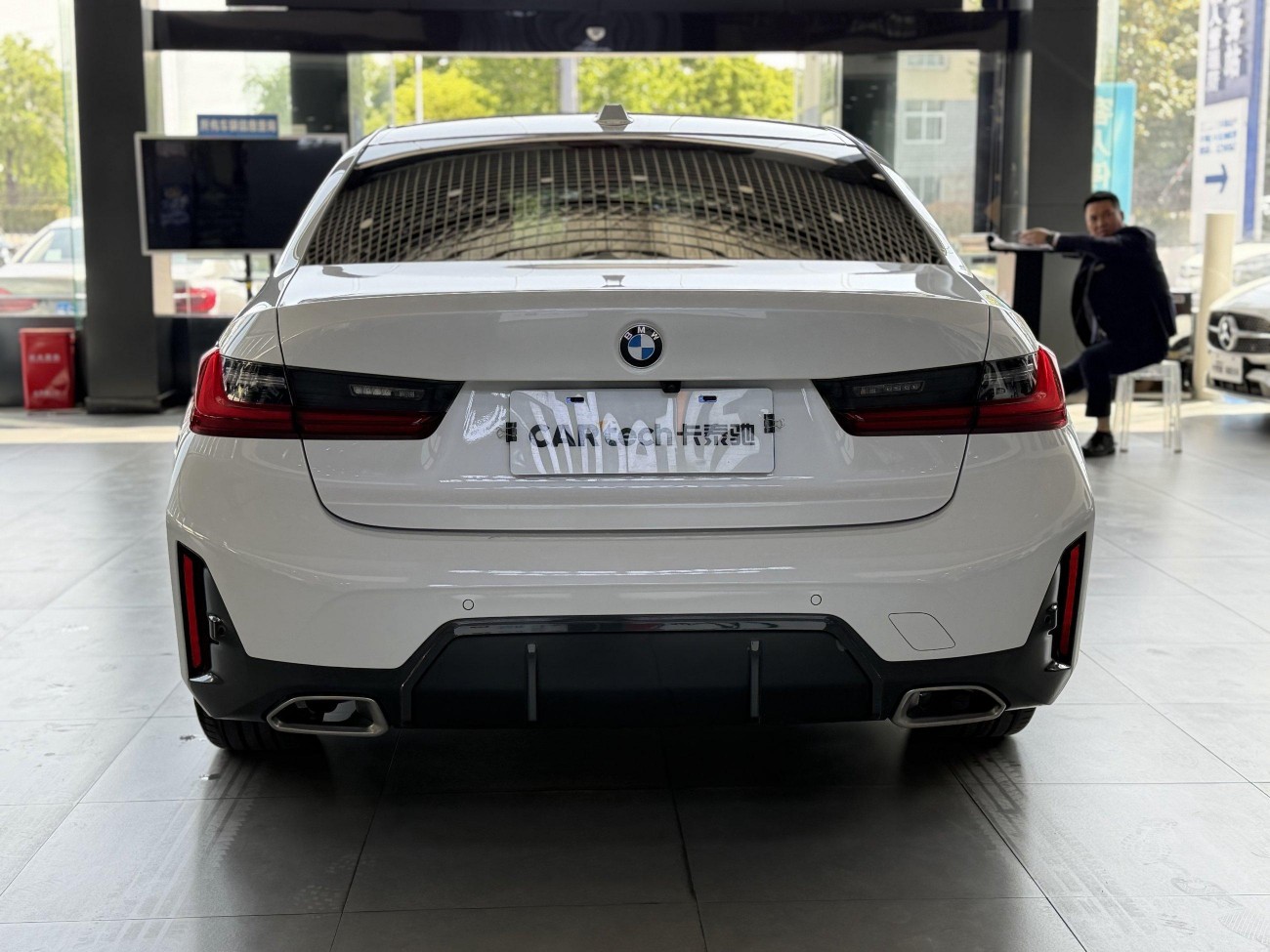 BMW 325Li 2023