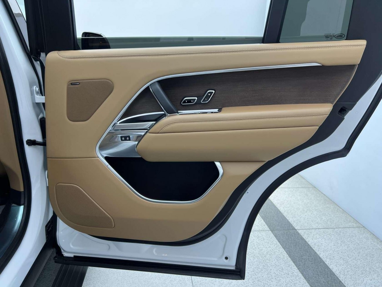Land Rover Range Rover 2023