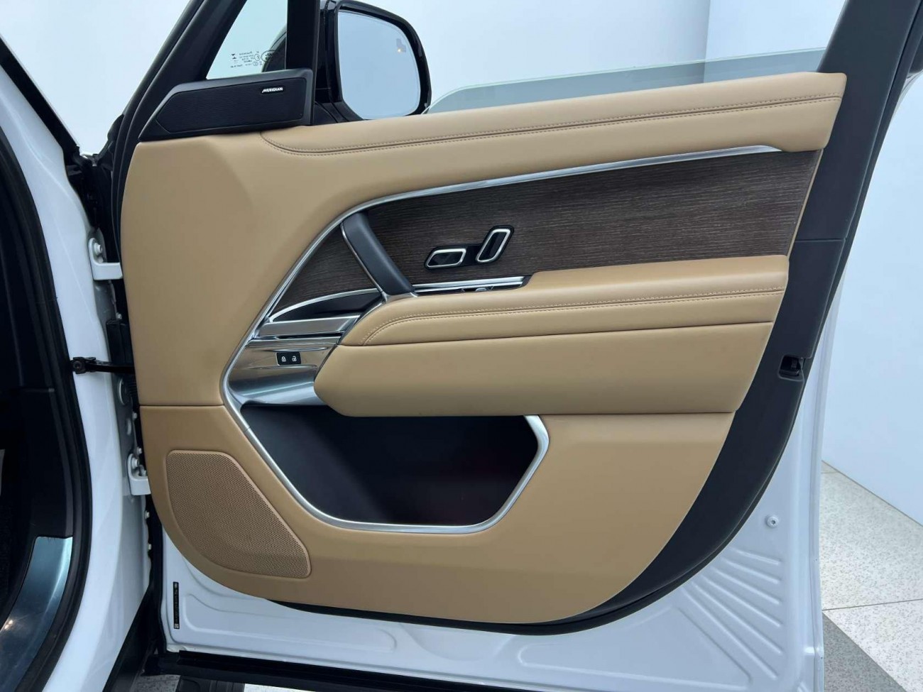 Land Rover Range Rover 2023