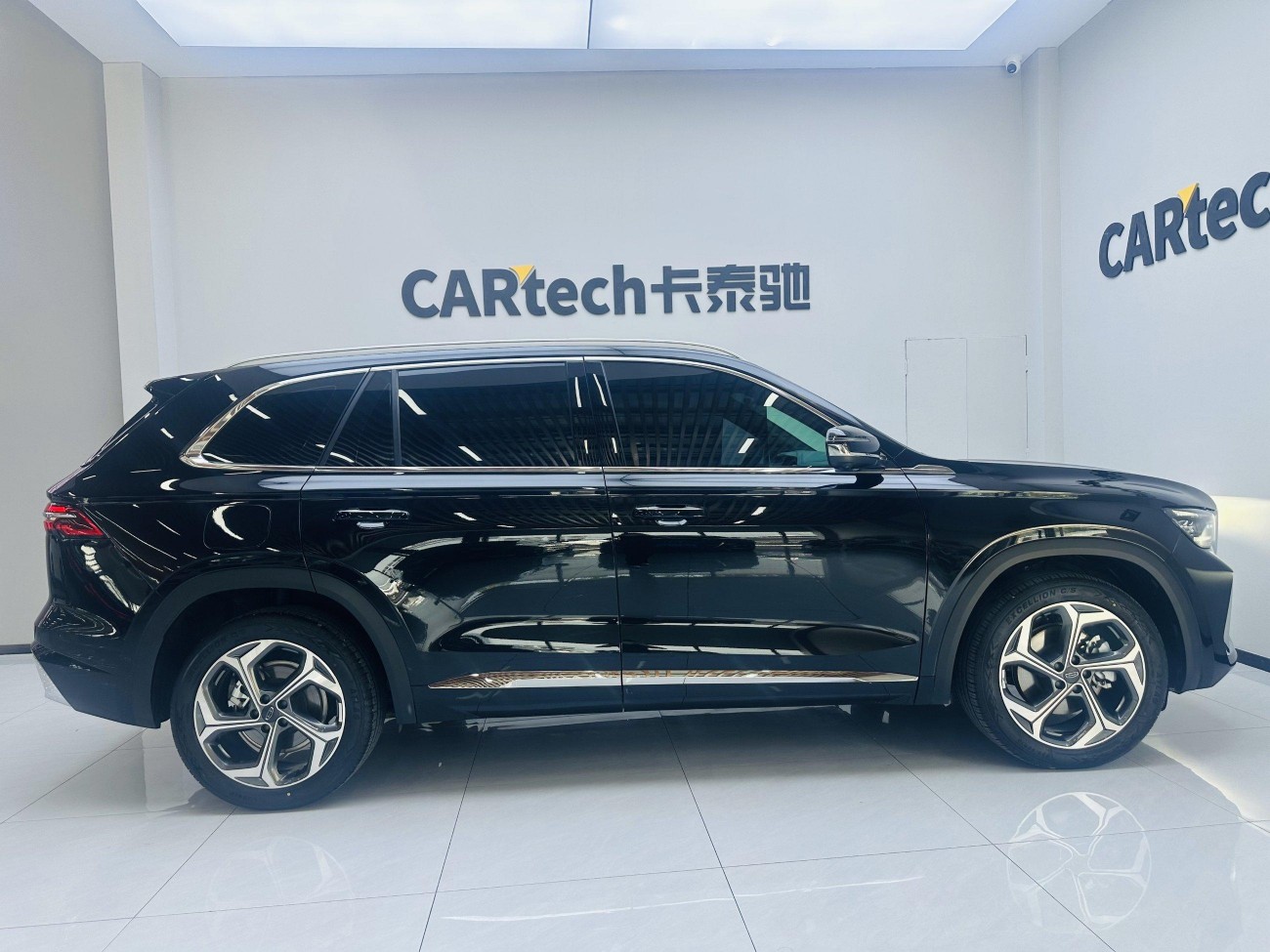 Geely Xingyue L 2025