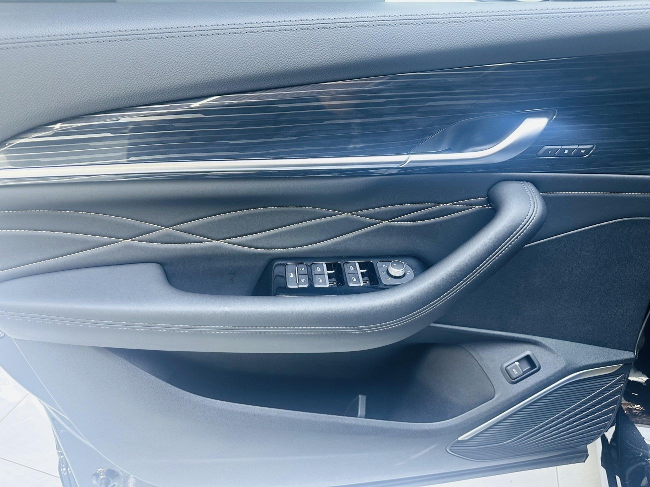 Geely Xingyue L 2025