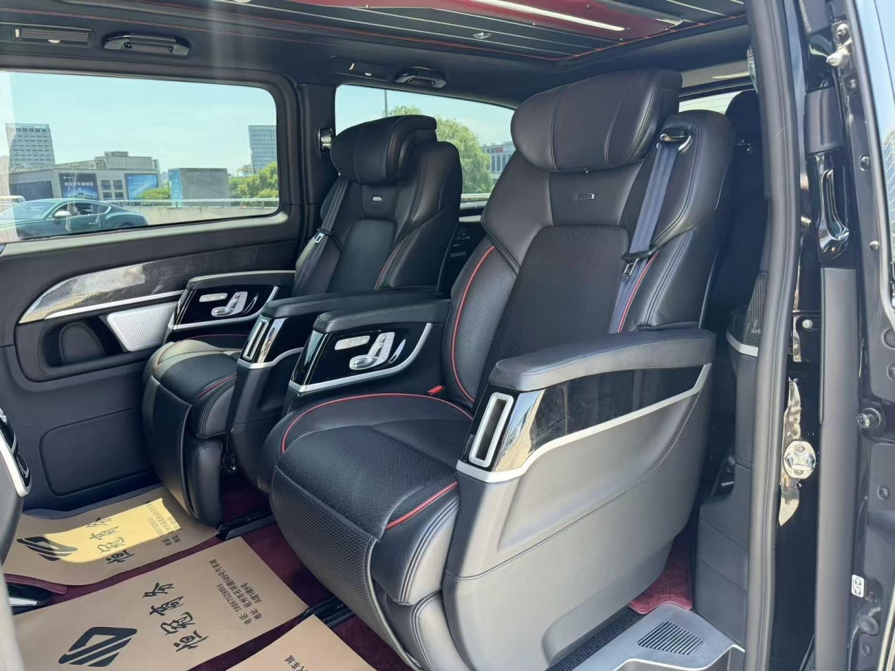 Mercedes-Benz V 2023