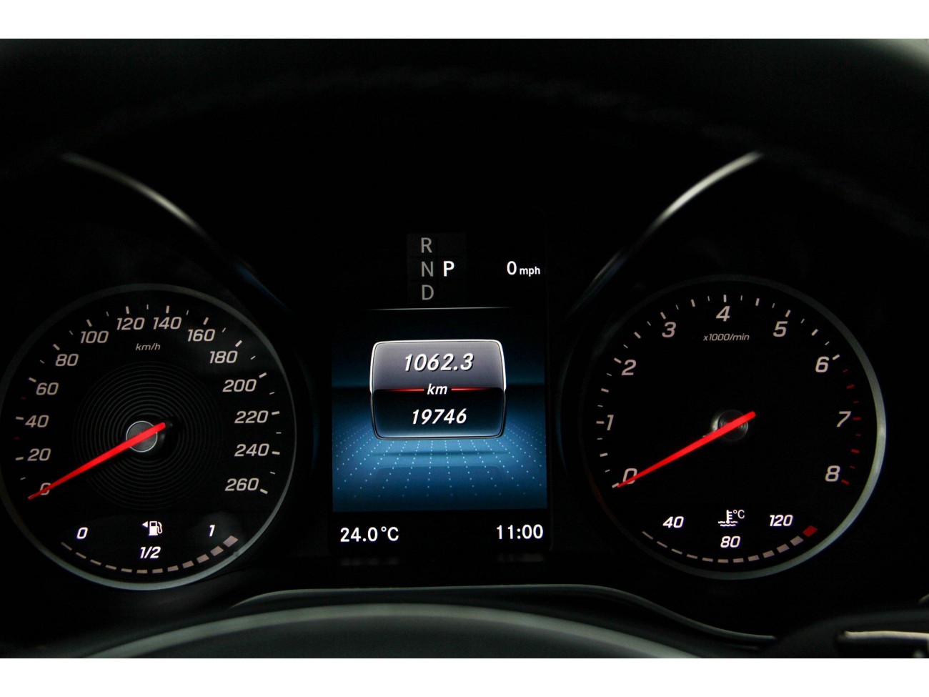 Mercedes-Benz V 2023