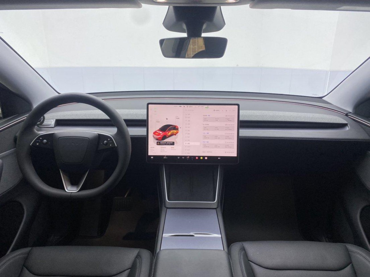 Tesla Model Y 2025