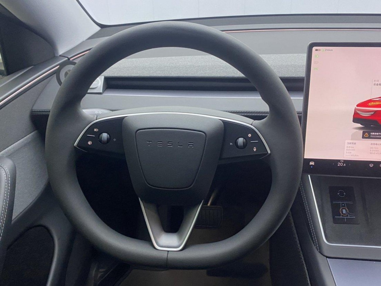 Tesla Model Y 2025
