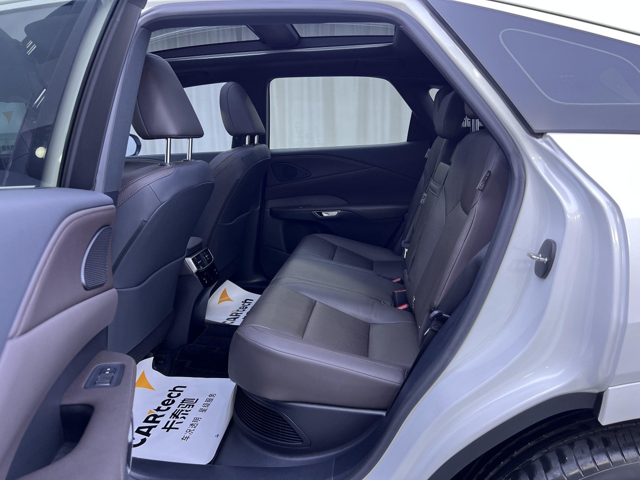 Lexus RX 350h 2023