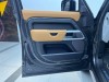 Land Rover Defender 2024