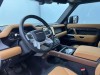 Land Rover Defender 2024