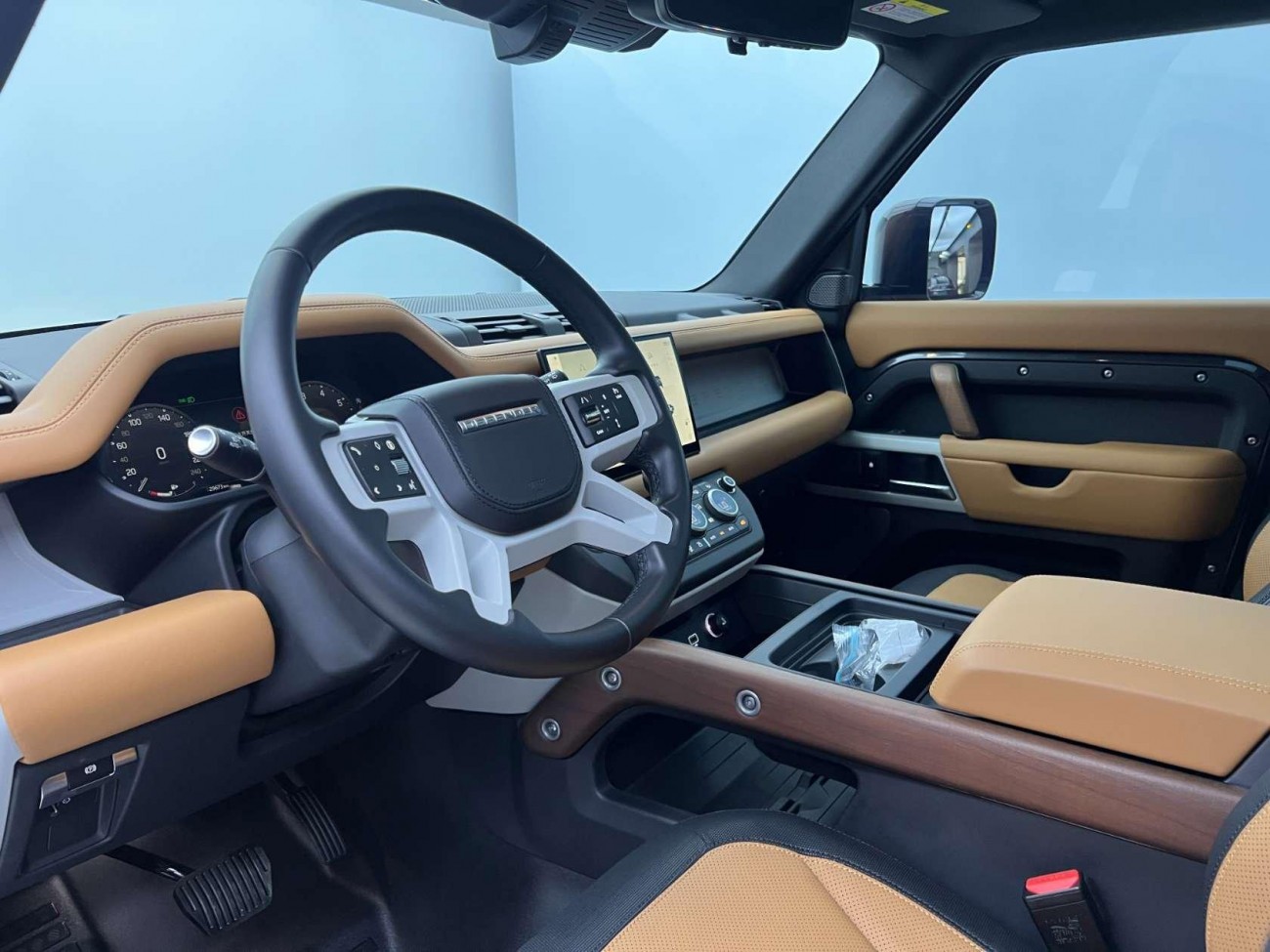 Land Rover Defender 2024