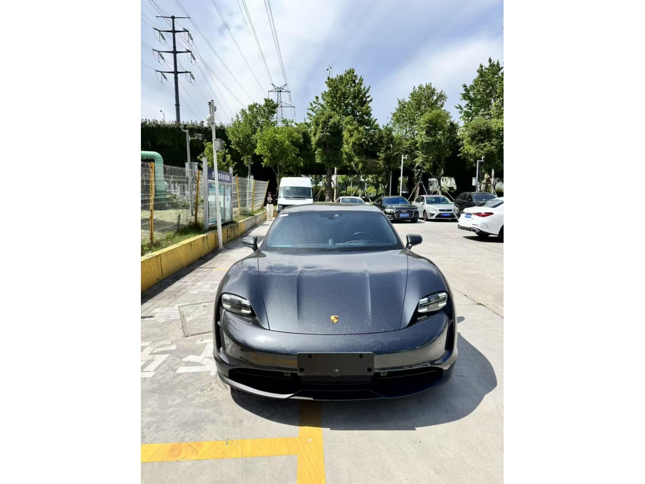 Porsche Taycan 2022