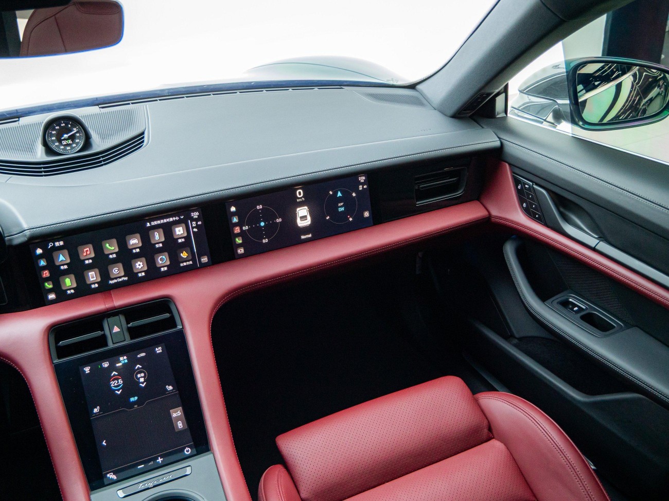 Porsche Taycan 2022