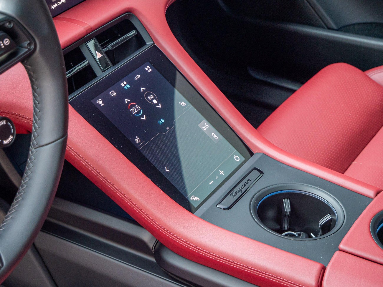 Porsche Taycan 2022