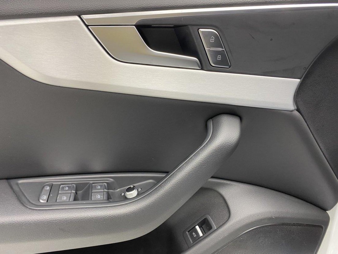 Audi A4L 40 TFSI 2024