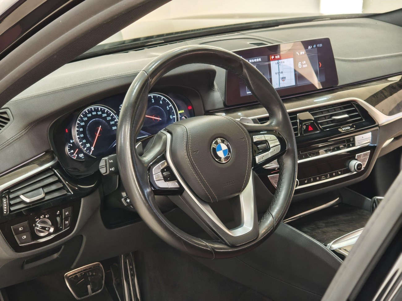 BMW 530Li 2018