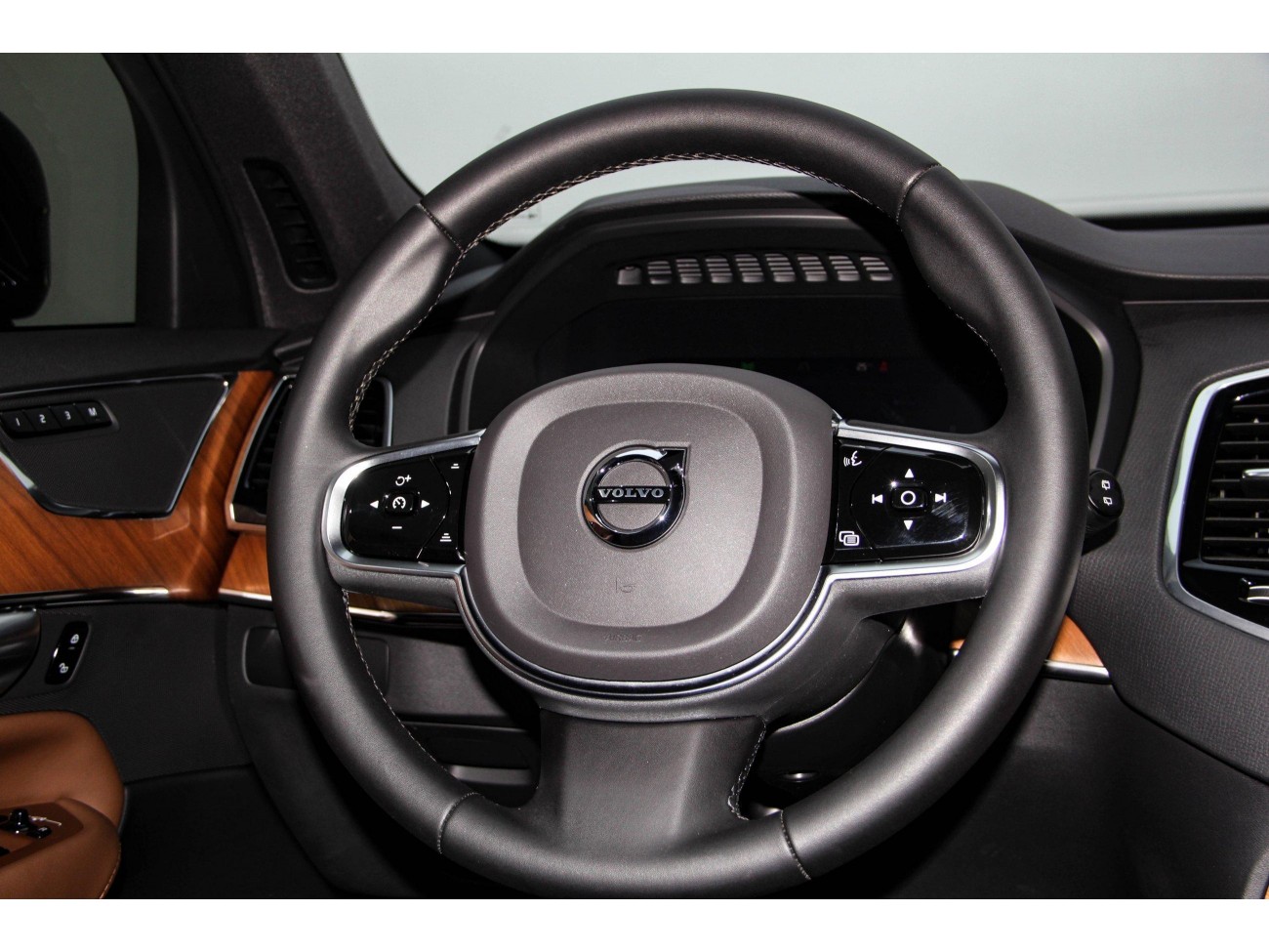 Volvo XC90 2023