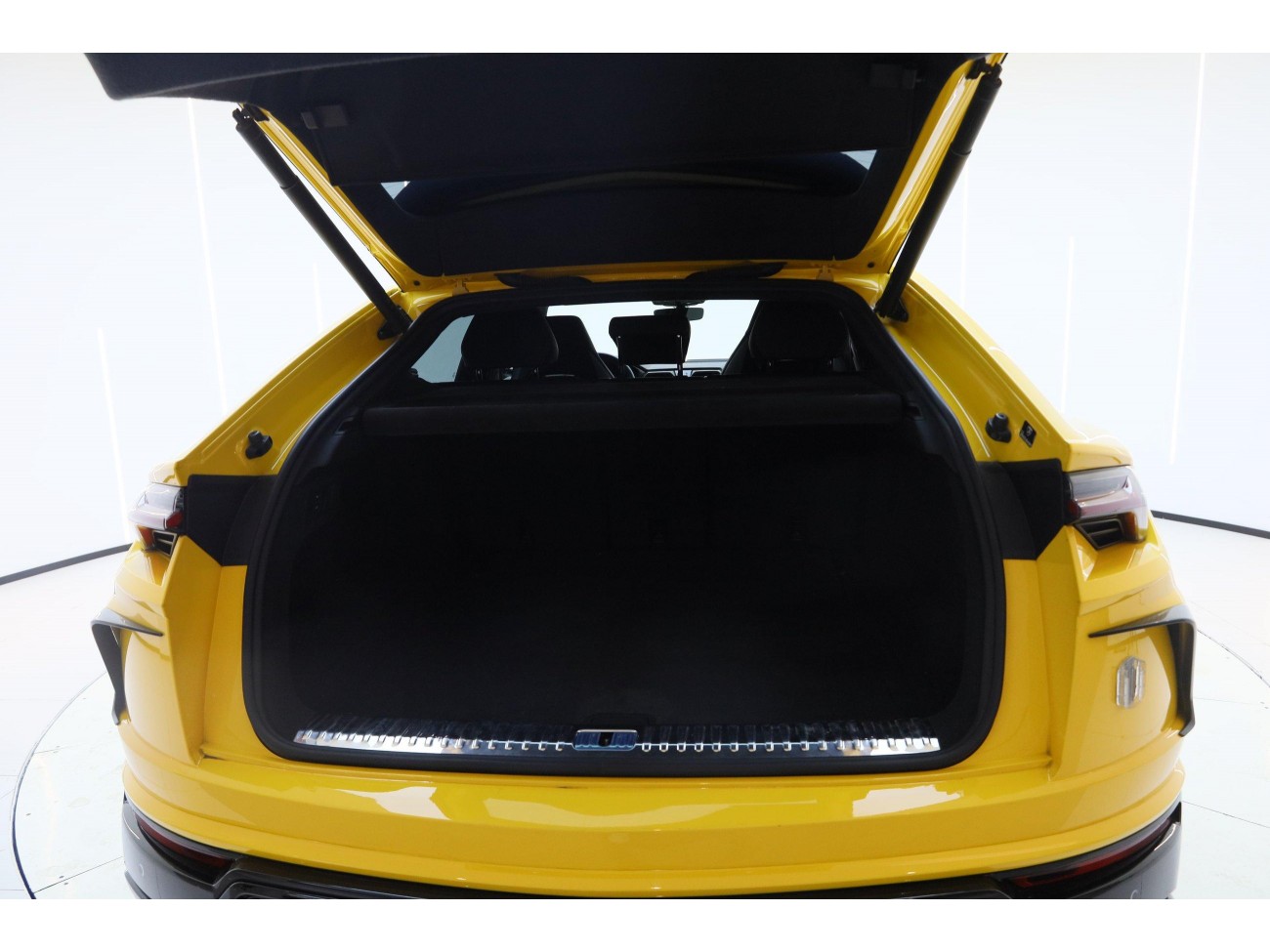 Lamborghini Urus 2021