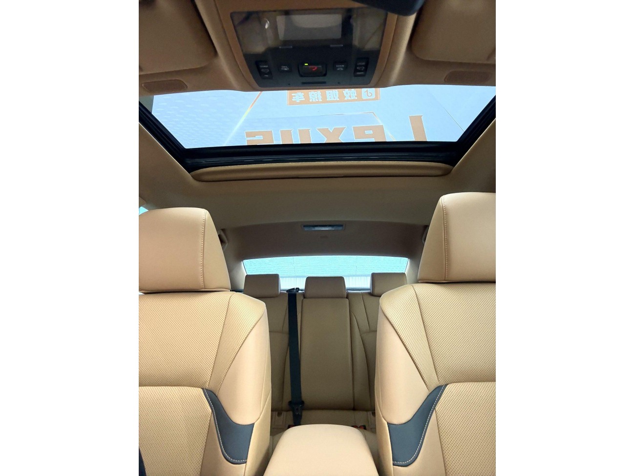 Lexus ES 200 2022