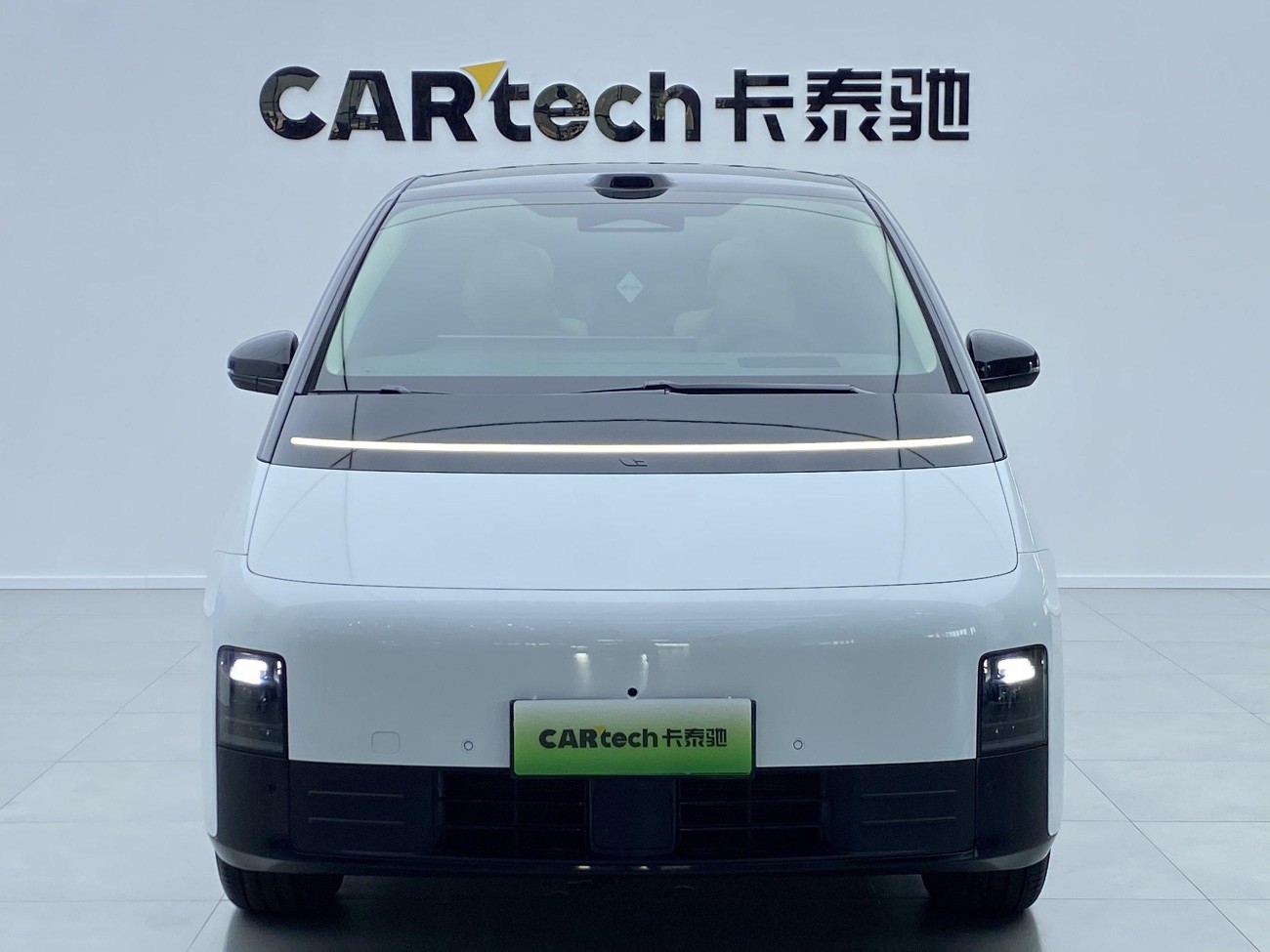 Li Auto MEGA 2025
