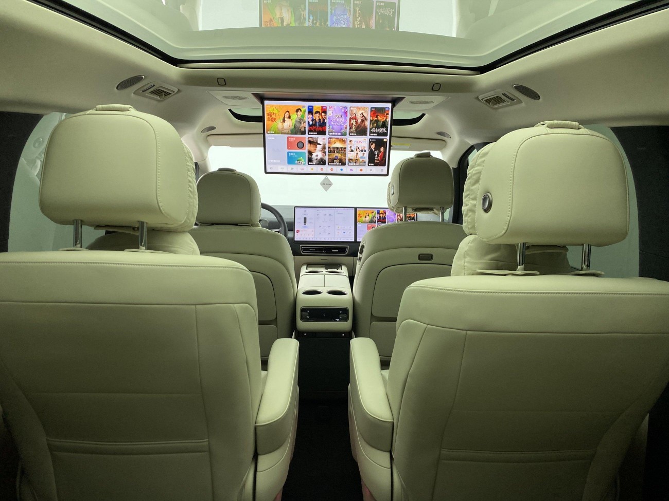 Li Auto MEGA 2025