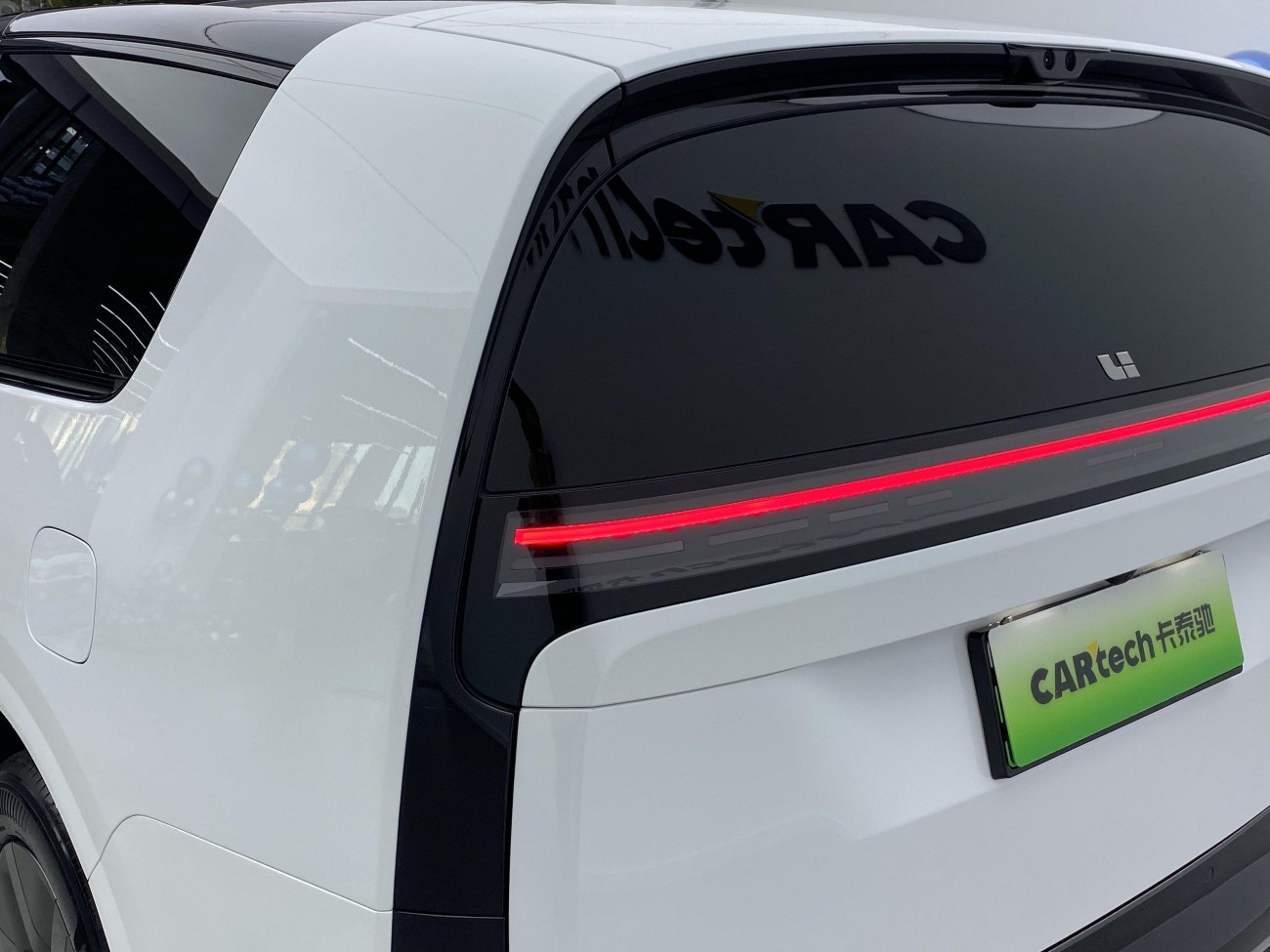 Li Auto MEGA 2025
